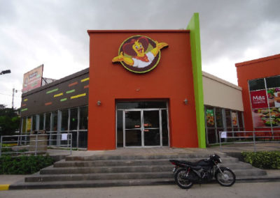 proyecto-pollo-campero-juan-pablo-ii-08